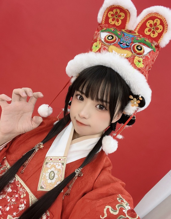 贤儿sherry写真合集：高颜值Coser的精美作品下载【8套】